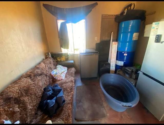 2 BEDROOM HOUSE FOR SALE IN PALM RIDGE EXT 2